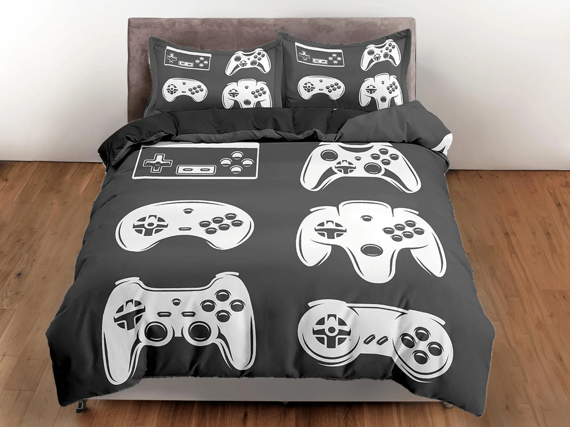 90s nostalgia gamer bedding black and white duvet cover, video gamer boyfriend gift bedding set full king queen, boys bedroom dorm bedding