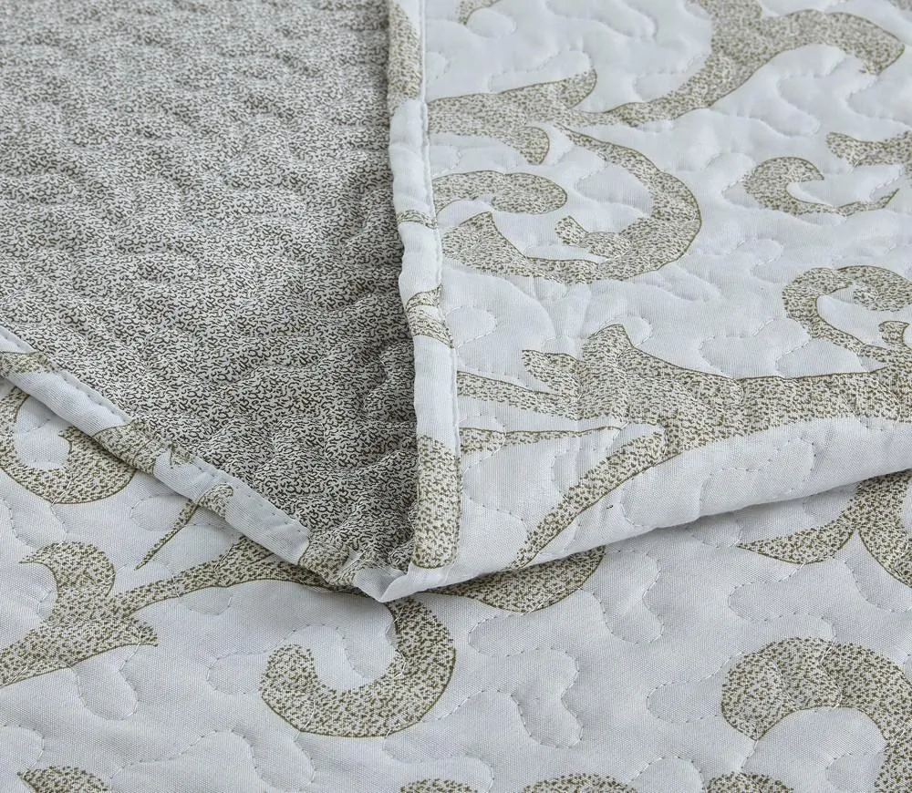 DaDa Bedding Luxe Couture Floral White Freesia Vineyard Elegant Coverlet Bedspread Set (HS-8760)