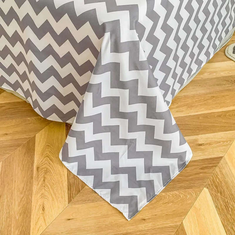 Gray Bear Checkered Bedding Set