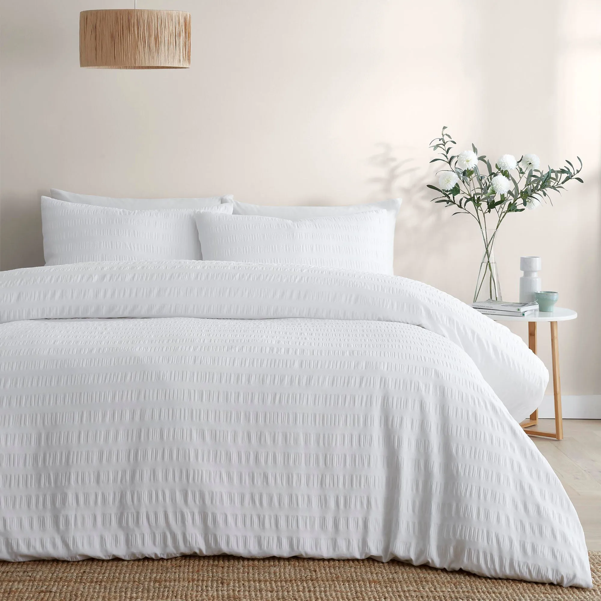 Honley Seersucker Duvet Cover Set by Serene in White