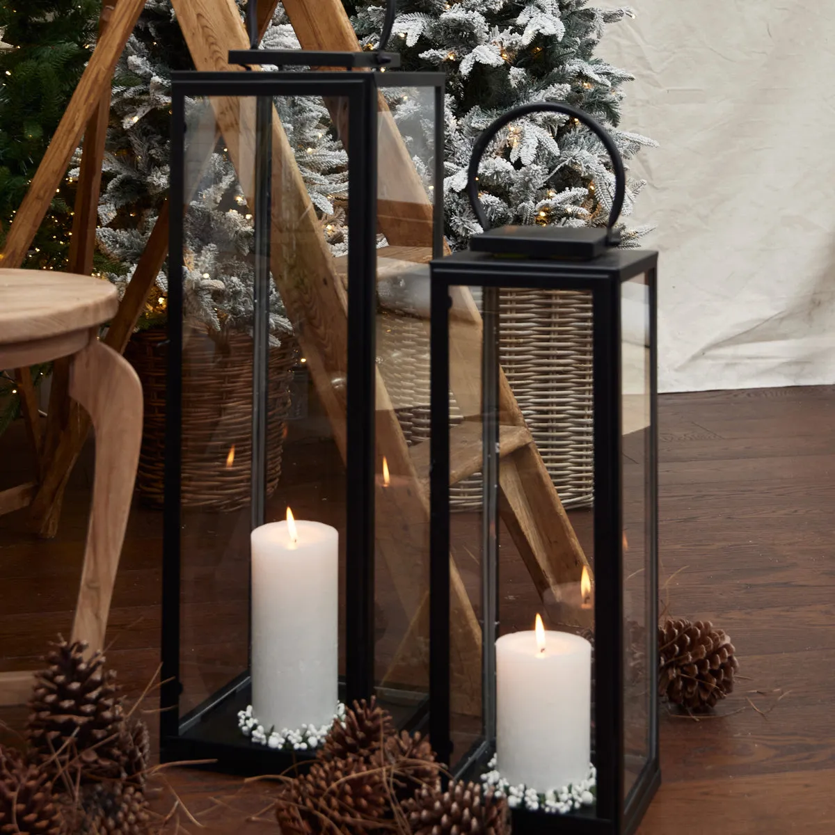 Square Lanterns (Black)